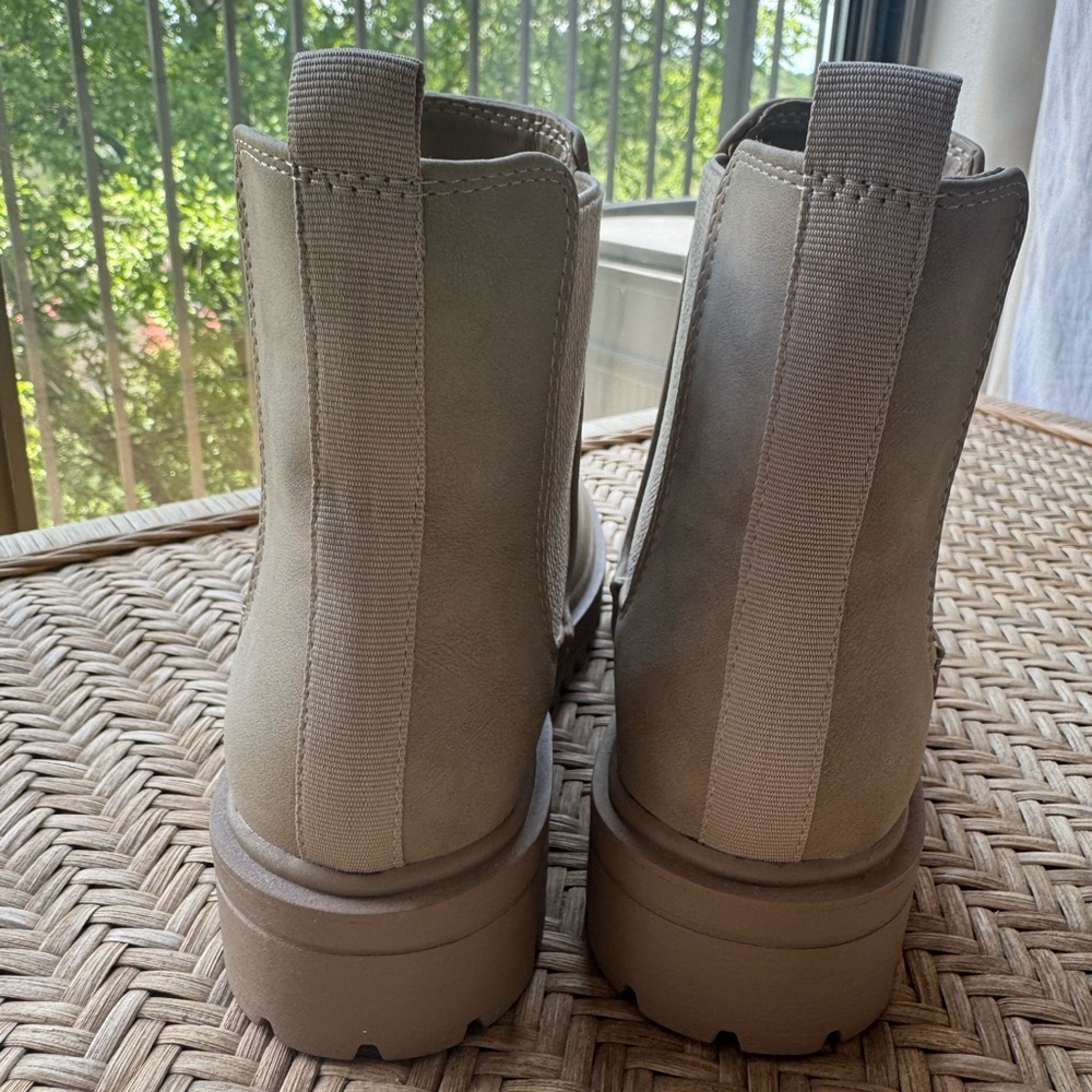 Soda Ankle Boots - Picture 5 of 7